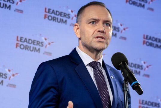 Prezydent Polski proponuje wprowadzenie prawa wsadzającego do więzienia urzędników kwestionujących jego uprawnienia