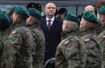 Prezydent wzywa Polskę do poszukiwania nuklearnego odstraszania