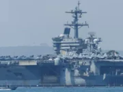 Według urzędnika USA zestrzeliły irańskiego drona „agresywnie” zbliżającego się do lotniskowca