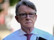 Zwolniony brytyjski wysłannik Mandelson odchodzi z parlamentu z powodu powiązań z Epsteinem