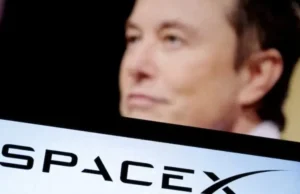 Musk twierdzi, że SpaceX przedkłada księżycowe „samorosnące miasto” nad projekt marsjański