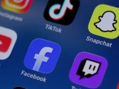 Indie zacieśniają kontrolę nad mediami społecznościowymi dzięki nowej zasadzie usunięcia treści w ciągu 3 godzin