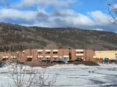 10 osób nie żyje po tym, jak zamachowiec otworzył ogień w szkole średniej w Kanadzie