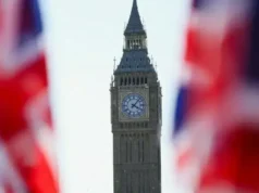 Rząd Wielkiej Brytanii skrytykowano za usunięcie słowa „Jego Królewska Mość” z komunikatów