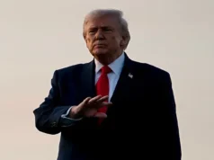 Trump twierdzi, że zmiana reżimu w Iranie może być „najlepszą rzeczą”, gdy drugi przewoźnik uda się na Bliski Wschód