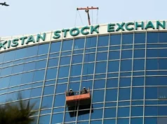 Akcje spadają trzeci tydzień z rzędu