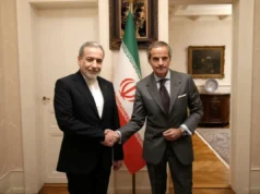 Minister spraw zagranicznych Iranu spotkał się z szefem MAEA przed rozmowami nuklearnymi