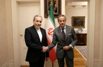 Iran uważa, że USA są „bardziej realistyczne” w kwestii nuklearnej, po tym jak Strażnicy rozpoczynają ćwiczenia w Cieśninie Ormuz