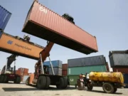 Luka handlowa z Bliskim Wschodem zmniejsza się w okresie lipiec-grudzień