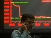 Dominują niedźwiedzie, gdyż KSE-100 traci we wtorek ponad 1300 punktów