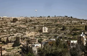 8 krajów muzułmańskich, w tym Pakistan, potępia izraelskie posunięcie domagające się uznania gruntów na Zachodnim Brzegu jako „własności państwowej”