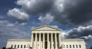 Sąd Najwyższy USA odrzuca globalne cła Trumpa