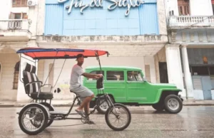 Kubańczycy opuszczają Wenezuelę pod naciskiem USA