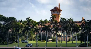 Tajne służby USA mówią, że zastrzelono mężczyznę próbującego dostać się do posiadłości Trumpa na Florydzie