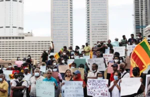 Sri Lanka aresztuje byłego szefa wywiadu w związku z zamachami bombowymi w Wielkanoc w 2019 r