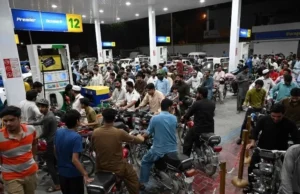 Ceny benzyny i oleju napędowego prawdopodobnie wzrosną o 7 Rs przez następne dwa tygodnie