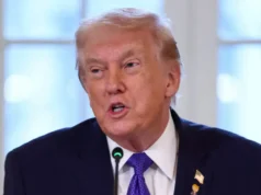 Trump mówi, że jest sfrustrowany Iranem, ale mediator widzi „przełom”