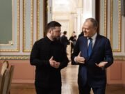 Tusk i Zełenski spotykają się w Kijowie, aby rozmawiać w sprawie organizacji przez Polskę Konferencji Odbudowy Ukrainy