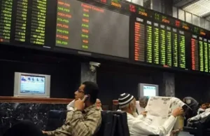 KSE-100 spada o ponad 1300 punktów, by po wczesnych wzrostach zamknąć się na czerwono – Biznes