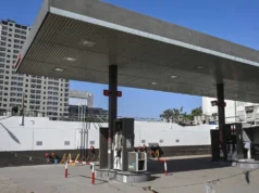 Premier radzi ministrom, aby przygotowali strategię oszczędzania produktów naftowych, zapewniając nieprzerwane dostawy – Pakistan