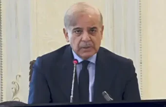 Premier przedstawi dzisiaj plan oszczędnościowy, aby poradzić sobie ze skutkami wojny – Pakistan