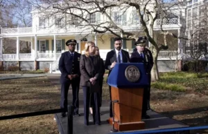 Incydent z materiałami wybuchowymi w pobliżu rezydencji burmistrza Nowego Jorku Mamdaniego badany pod kątem „terroryzmu inspirowanego przez IS” – Świat