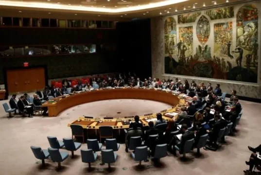 Rada Bezpieczeństwa ONZ przyjmuje uchwałę o przedłużeniu misji w Afganistanie na trzy miesiące; wszystkich 15 członków, w tym Pakistan, głosuje za – Świat