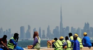 Odłamki rakietowe zabijają trzeciego Pakistańczyka w Zjednoczonych Emiratach Arabskich podczas wojny irańsko-pakistańskiej