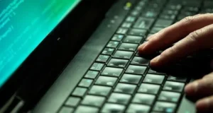 „Niepokój cyfrowy” definiuje nowoczesną kulturę pracy: badanie – Pakistan