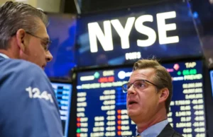 Giełdy w USA spadają w odpowiedzi na zamieszanie na Bliskim Wschodzie, fani strachu przed inflacją