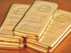 Złoto spada o 1,8% po raporcie o wysłaniu przez USA większej liczby żołnierzy na Bliski Wschód