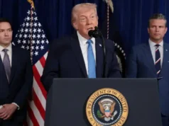 Trump wycofuje się ze strajków na irańską sieć energetyczną, twierdzi, że USA i Teheran prowadzą rozmowy