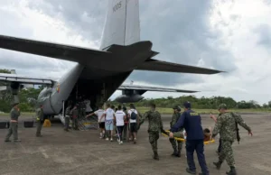 Osiem osób zginęło, 71 „uratowano” po katastrofie samolotu ze 125 osobami na pokładzie w Kolumbii