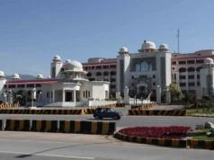 Pakistan przedstawił propozycję Stanów Zjednoczonych; Turkiye lub Pakistan mogłyby być gospodarzami rozmów, mówi wyższy irański urzędnik