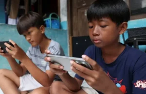 Indonezja rozpoczyna egzekwowanie zakazu korzystania z mediów społecznościowych dla osób poniżej 16 roku życia