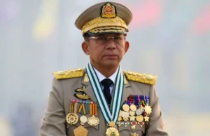 Birma toruje drogę szefowi junty na prezydenta