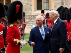 Król Karol złoży wizytę państwową w USA, podczas gdy Wielka Brytania będzie próbowała udobruchać Trumpa