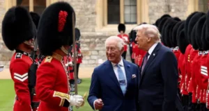 Król Karol złoży wizytę państwową w USA, podczas gdy Wielka Brytania będzie próbowała udobruchać Trumpa