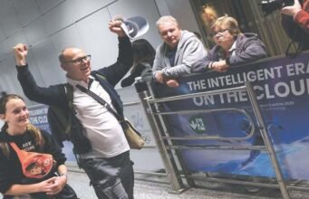 Specjalne loty mające na celu ewakuację podróżnych, którzy utknęli na Bliskim Wschodzie – Świat