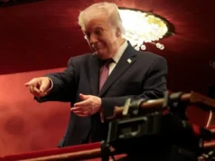 Trump wygłosi przemówienie do narodu o 21:00 czasu wschodniego i przedstawi zakończenie wojny w Iranie, podczas gdy Waszyngton będzie debatował nad kolejnym etapem