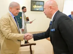 Premier Shehbaz omawia możliwości inwestycyjne, gospodarkę cyfrową z szefem grupy VEON