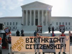 Po raz pierwszy w historii Trump bierze udział w rozprawach Sądu Najwyższego dotyczących ograniczenia obywatelstwa wynikającego z pierworodztwa